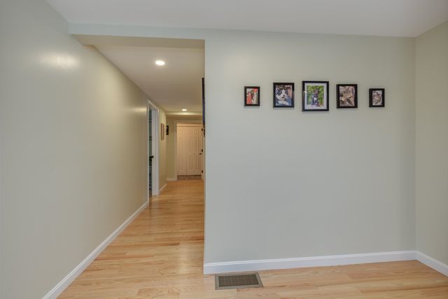 1057 Bound Tree Road, Hopkinton, NH 03229
