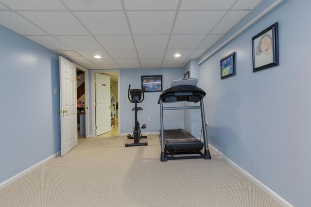1057 Bound Tree Road, Hopkinton, NH 03229