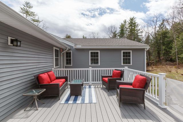 1057 Bound Tree Road, Hopkinton, NH 03229