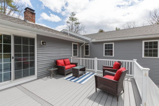 1057 Bound Tree Road, Hopkinton, NH 03229
