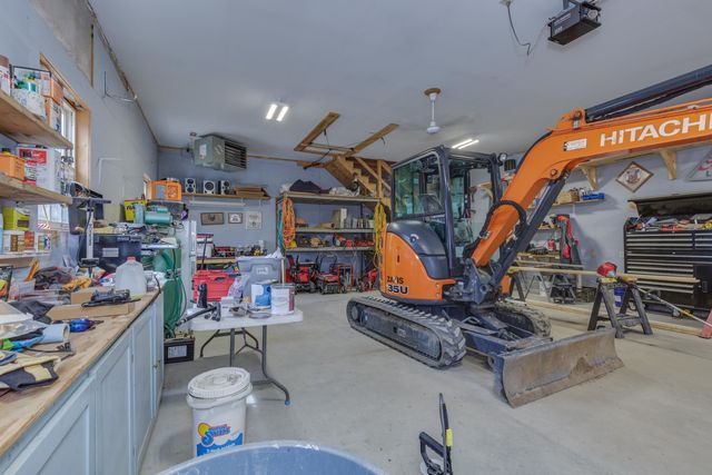 1057 Bound Tree Road, Hopkinton, NH 03229