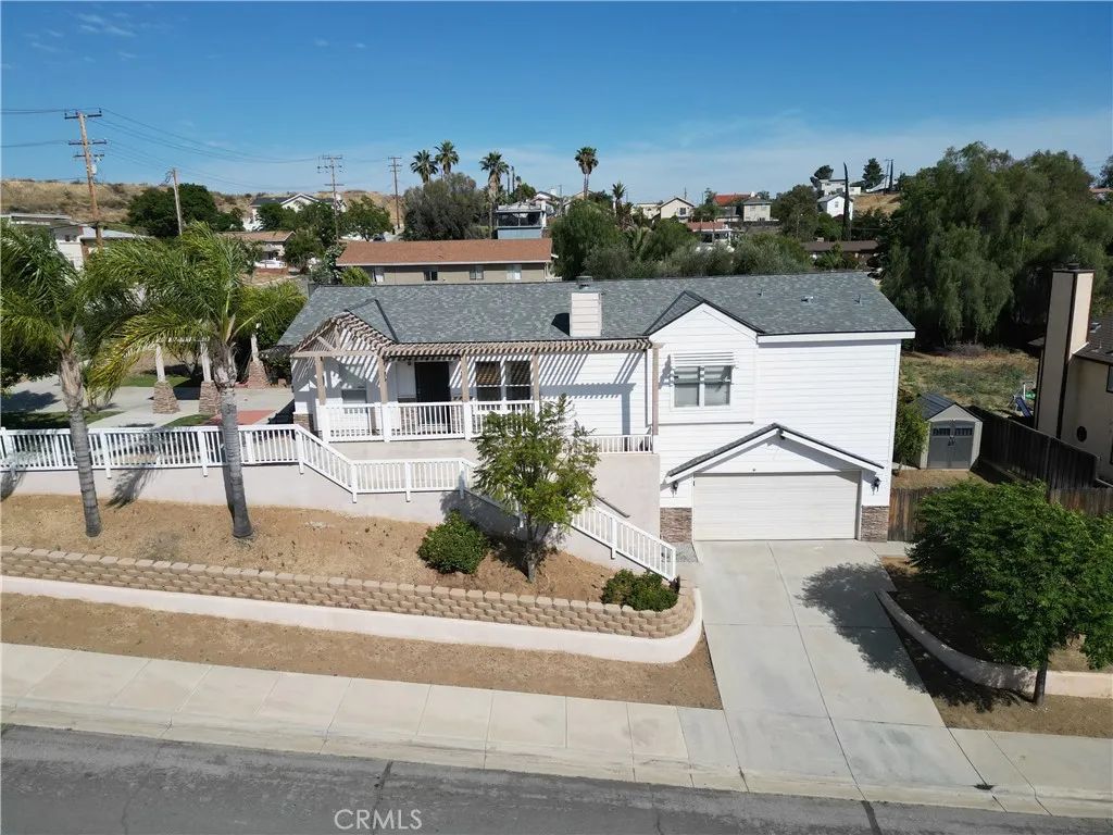 1212 W Pottery, Lake Elsinore, CA 92530