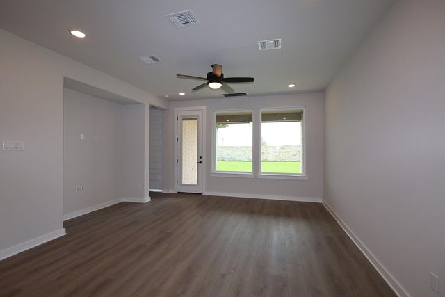 368 Brandywine Road, Hutto, TX 78634