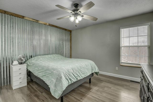 263 Redwood Drive, Dry Ridge, KY 41035