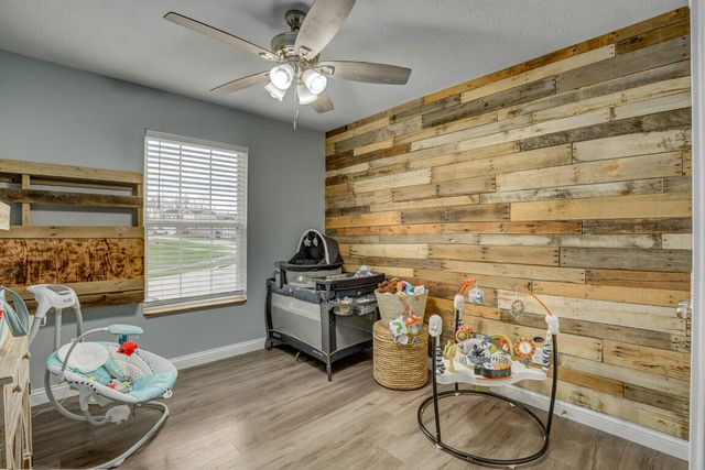 263 Redwood Drive, Dry Ridge, KY 41035