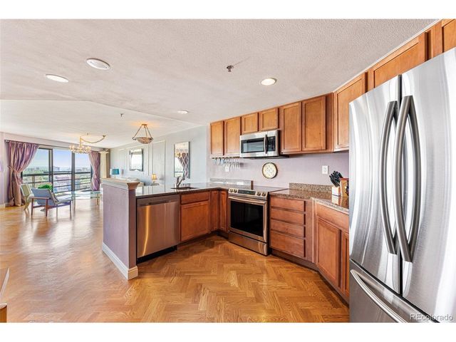 100 Park Ave 2006, Denver, CO 80205