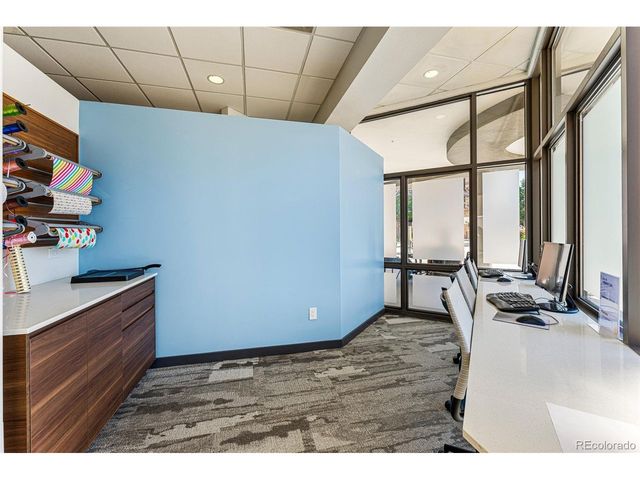 100 Park Ave 2006, Denver, CO 80205