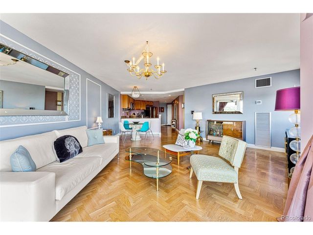 100 Park Ave 2006, Denver, CO 80205