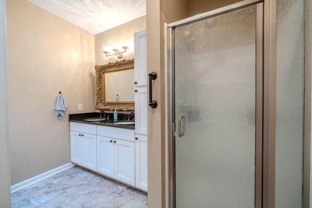 211 JIM ALFORD CV, Savannah, TN 38372