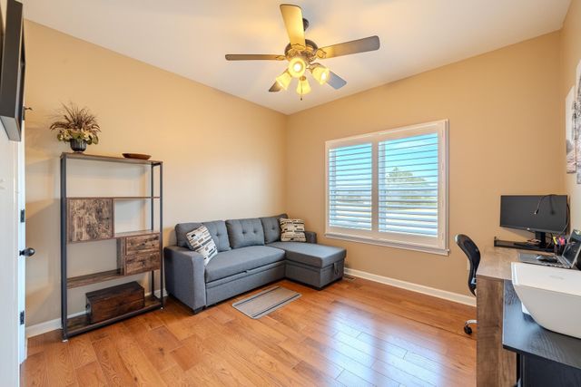 211 JIM ALFORD CV, Savannah, TN 38372