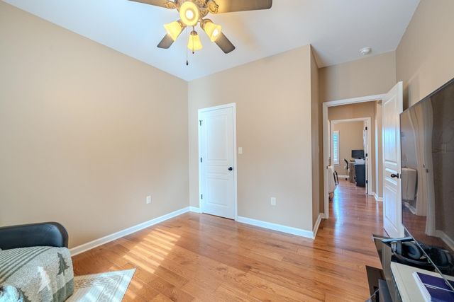 211 JIM ALFORD CV, Savannah, TN 38372