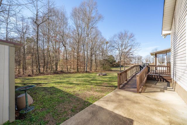 211 JIM ALFORD CV, Savannah, TN 38372