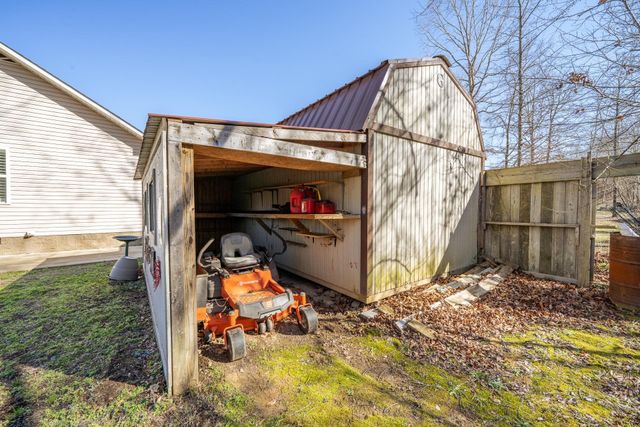 211 JIM ALFORD CV, Savannah, TN 38372