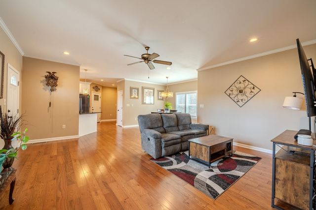 211 JIM ALFORD CV, Savannah, TN 38372