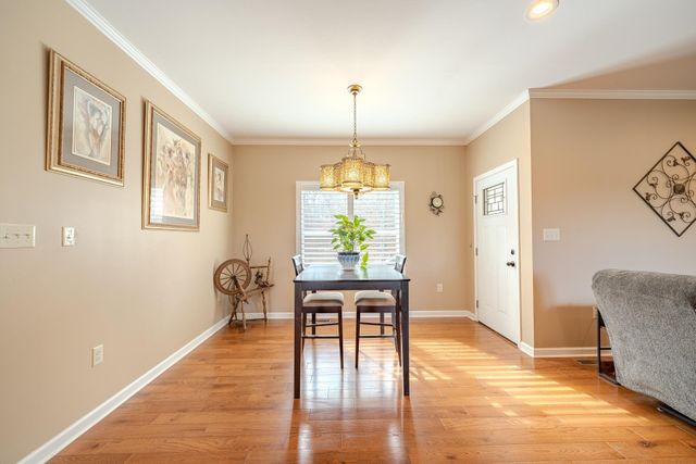 211 JIM ALFORD CV, Savannah, TN 38372