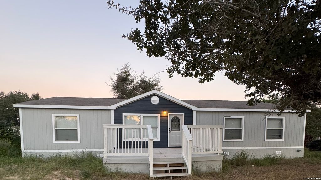 22992 Trumbo Rd., San Antonio, TX 78264