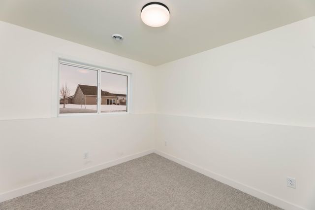 3734 33rd Street S, Moorhead, MN 56560