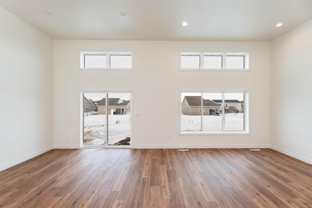 3734 33rd Street S, Moorhead, MN 56560