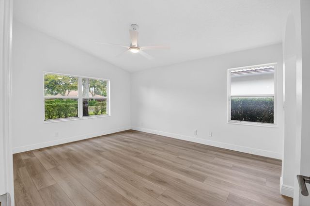 5891 Royal Isles Boulevard, Boynton Beach, FL 33437