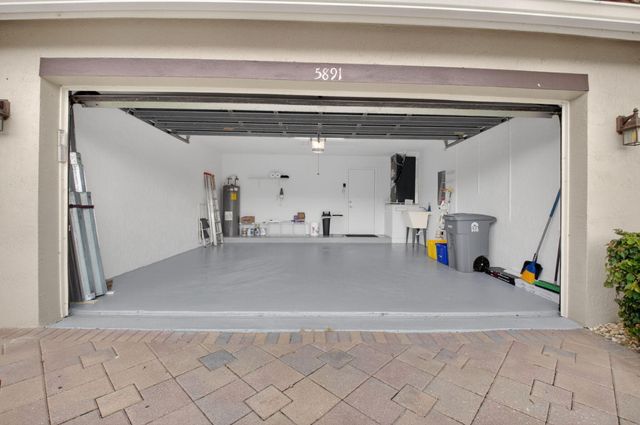 5891 Royal Isles Boulevard, Boynton Beach, FL 33437