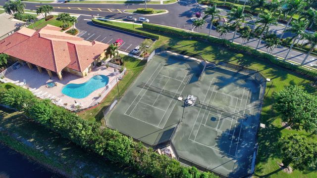 5891 Royal Isles Boulevard, Boynton Beach, FL 33437