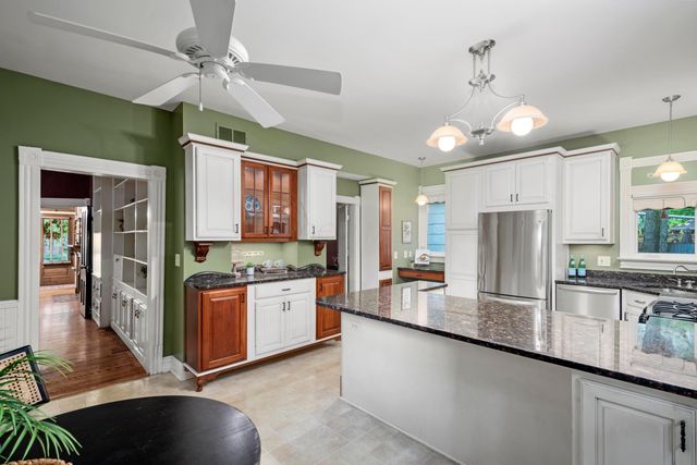 1042 Neil Avenue, Columbus, OH 43201