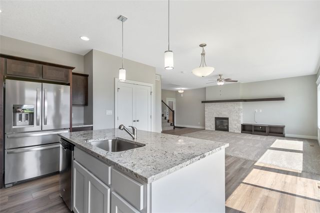 2634 3rd Avenue SW, Altoona, IA 50009