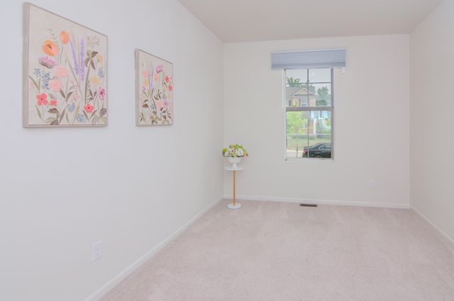 2888 Dillon Drive, Ann Arbor, MI 48105