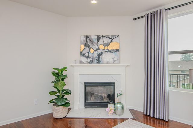 2888 Dillon Drive, Ann Arbor, MI 48105