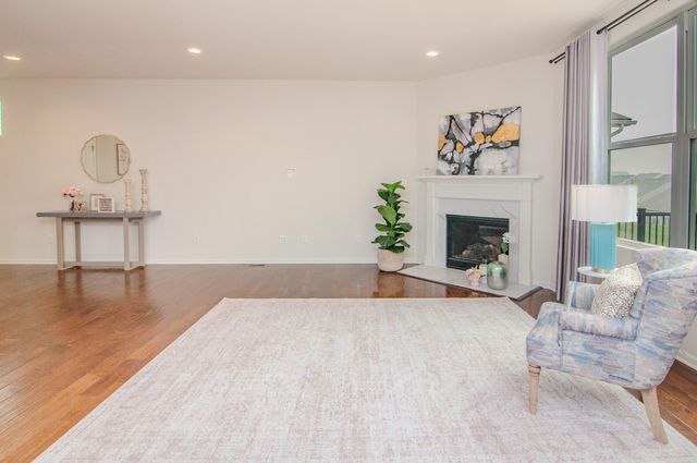 2888 Dillon Drive, Ann Arbor, MI 48105
