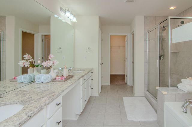2888 Dillon Drive, Ann Arbor, MI 48105