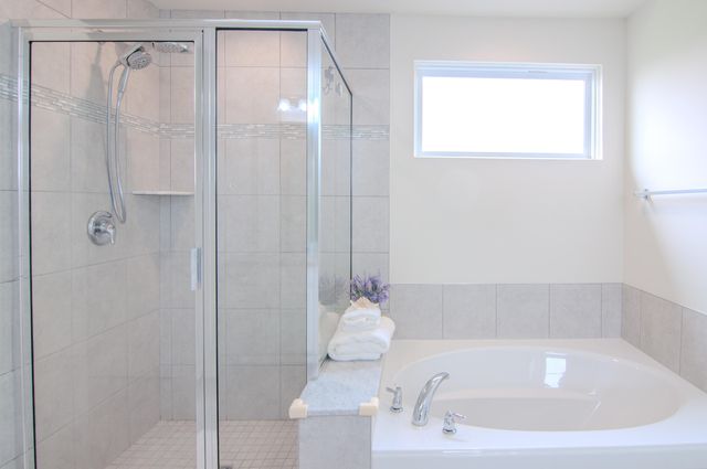 2888 Dillon Drive, Ann Arbor, MI 48105