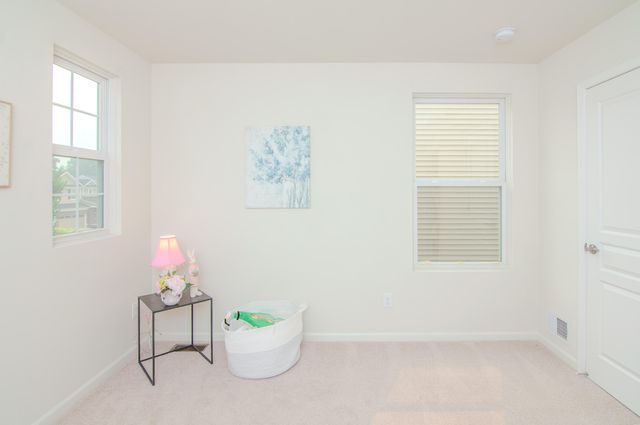 2888 Dillon Drive, Ann Arbor, MI 48105