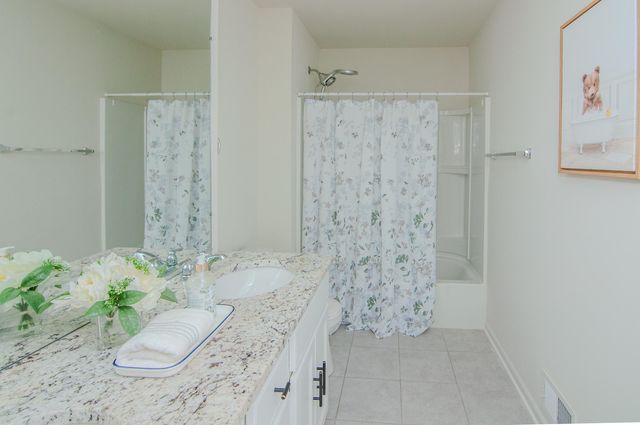 2888 Dillon Drive, Ann Arbor, MI 48105