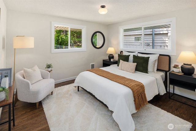 9275 Renton Avenue S, Seattle, WA 98118