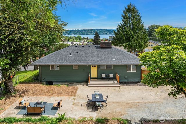 9275 Renton Avenue S, Seattle, WA 98118