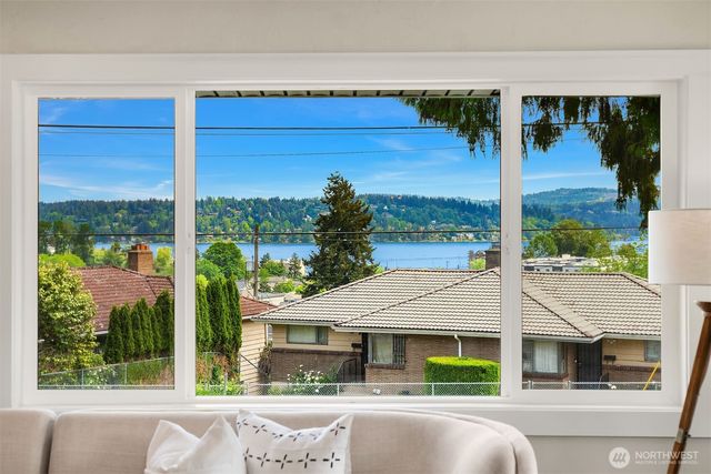 9275 Renton Avenue S, Seattle, WA 98118