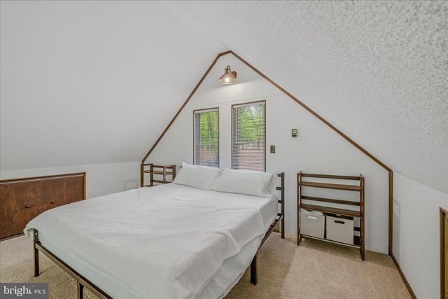 82 CHIPPEWA TRL, Hedgesville, WV 25427