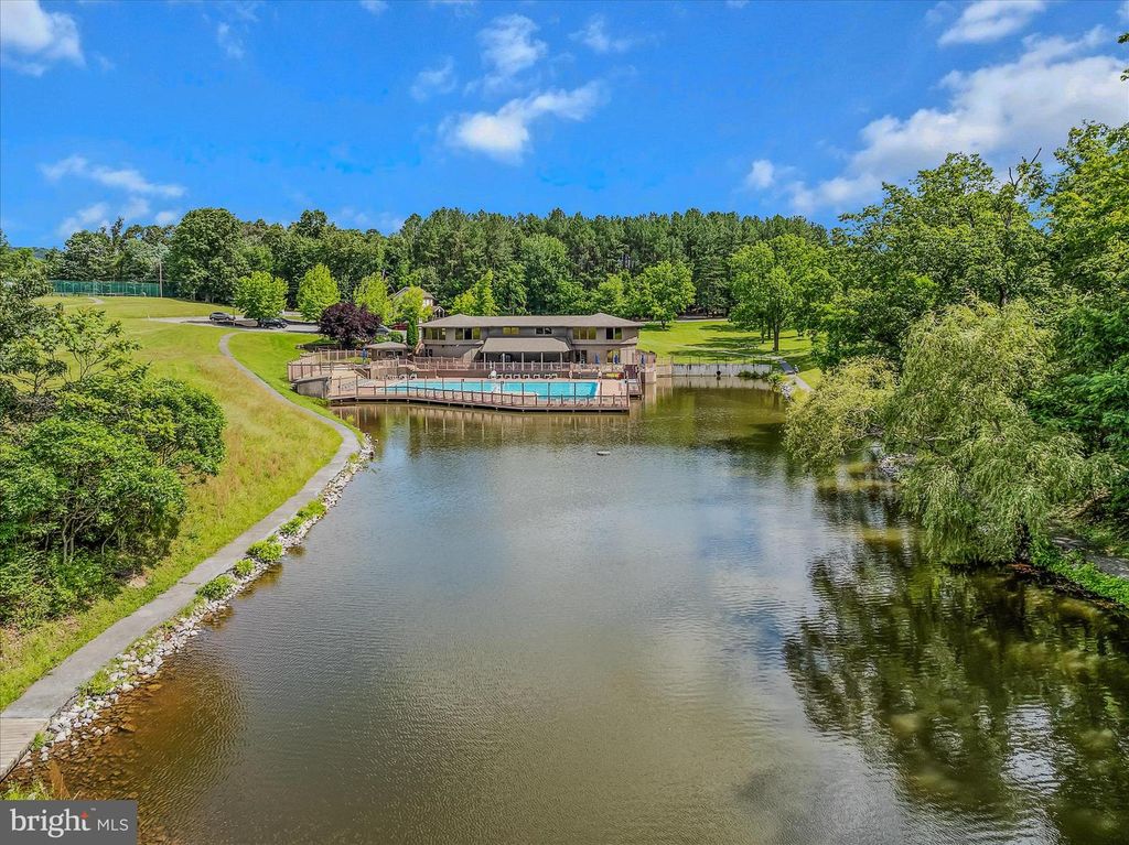 Image 33 of property listing at 82 CHIPPEWA TRL, Hedgesville, WV 25427