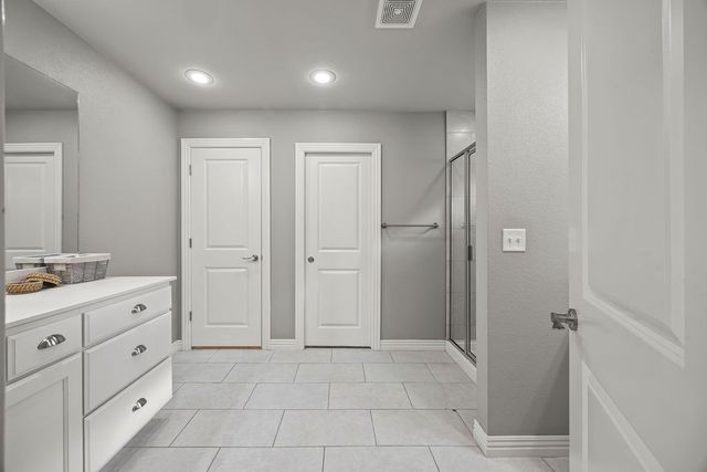 1319 Park Street, Lowell, AR 72745