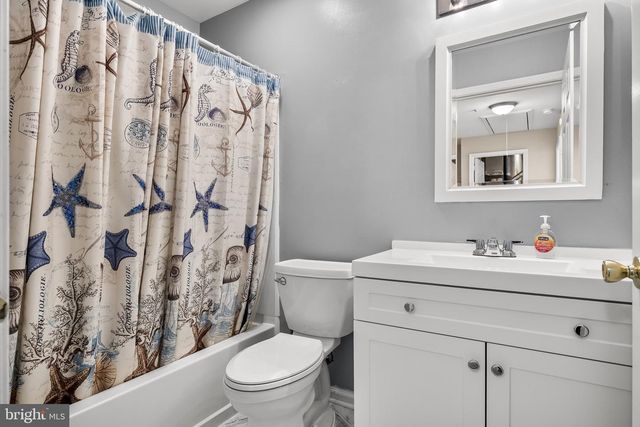 1505 BEACON HILL DR, Sicklerville, NJ 08081