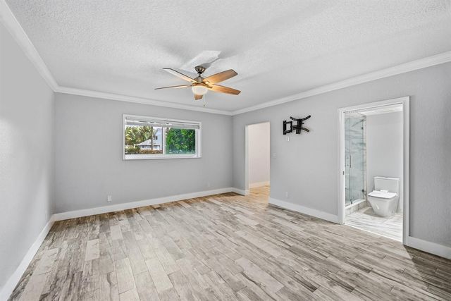 2110 NE 42nd Street 2b, Lighthouse Point, FL 33064