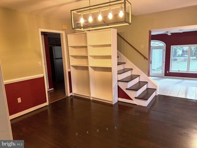 2334 GREAT FALLS ST, Falls Church, VA 22046