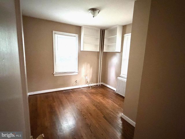 2334 GREAT FALLS ST, Falls Church, VA 22046