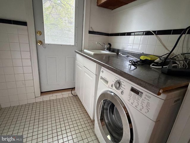 2334 GREAT FALLS ST, Falls Church, VA 22046