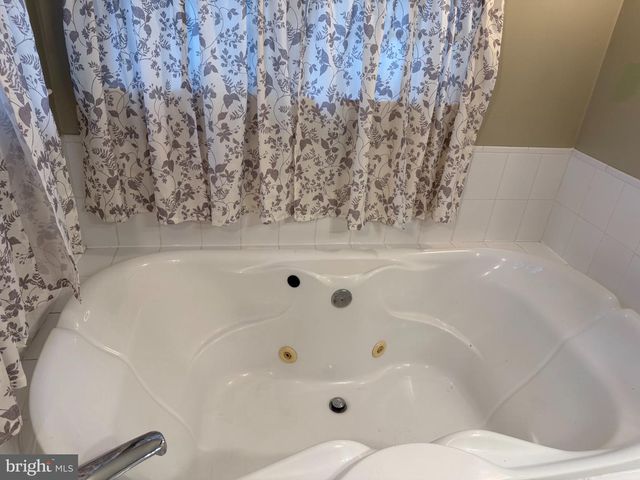 2334 GREAT FALLS ST, Falls Church, VA 22046