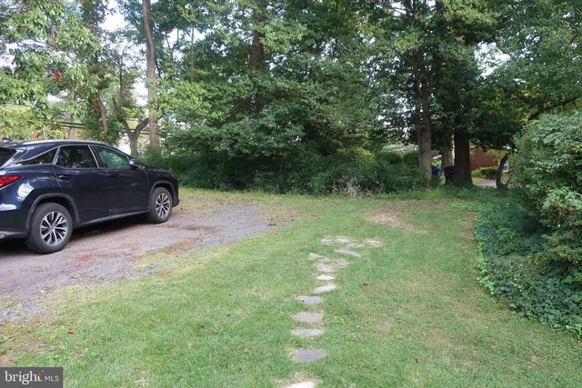 2334 GREAT FALLS ST, Falls Church, VA 22046