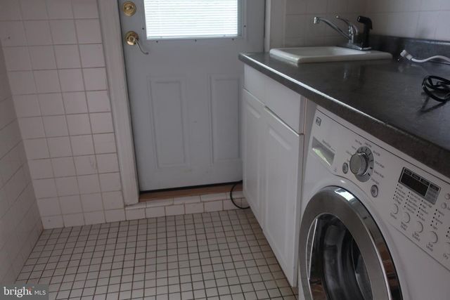 2334 GREAT FALLS ST, Falls Church, VA 22046
