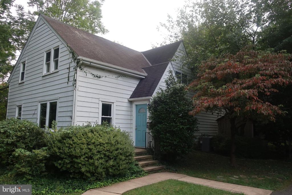 2334 GREAT FALLS ST, Falls Church, VA 22046