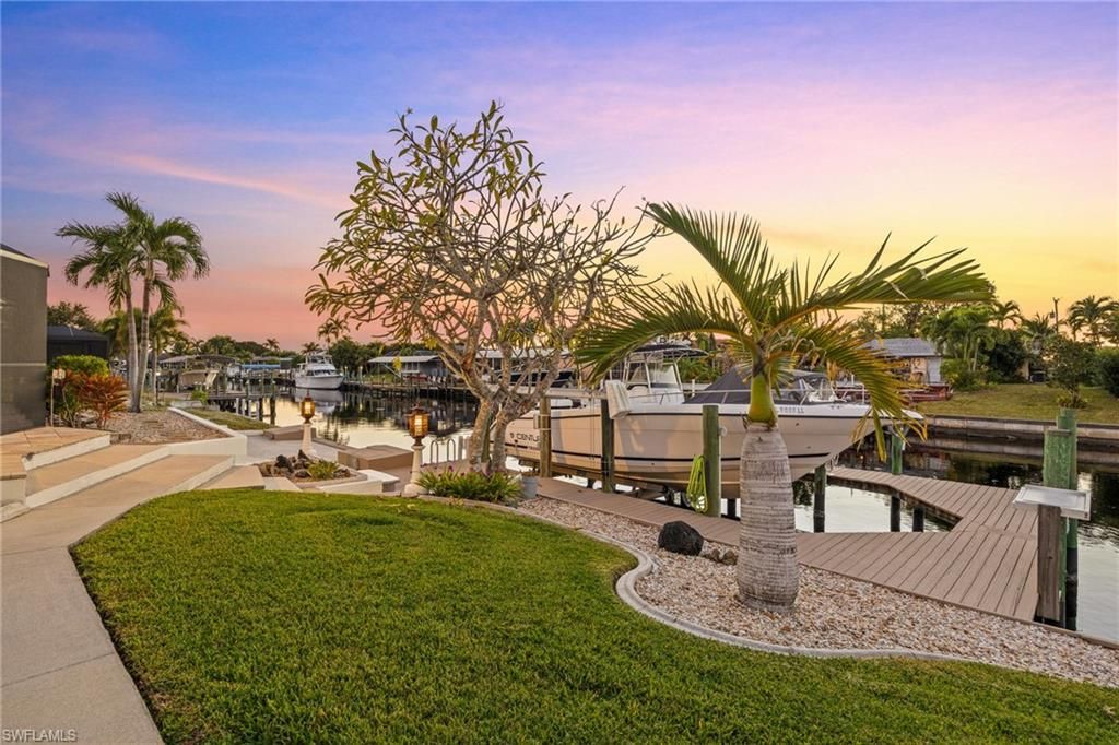 3630 SE 17th AVE, Cape Coral, FL 33904